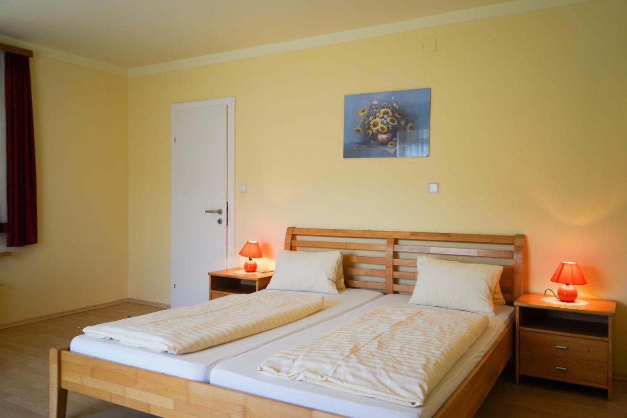 Ferienwohnungen Seeblick Millstatt Esterno foto